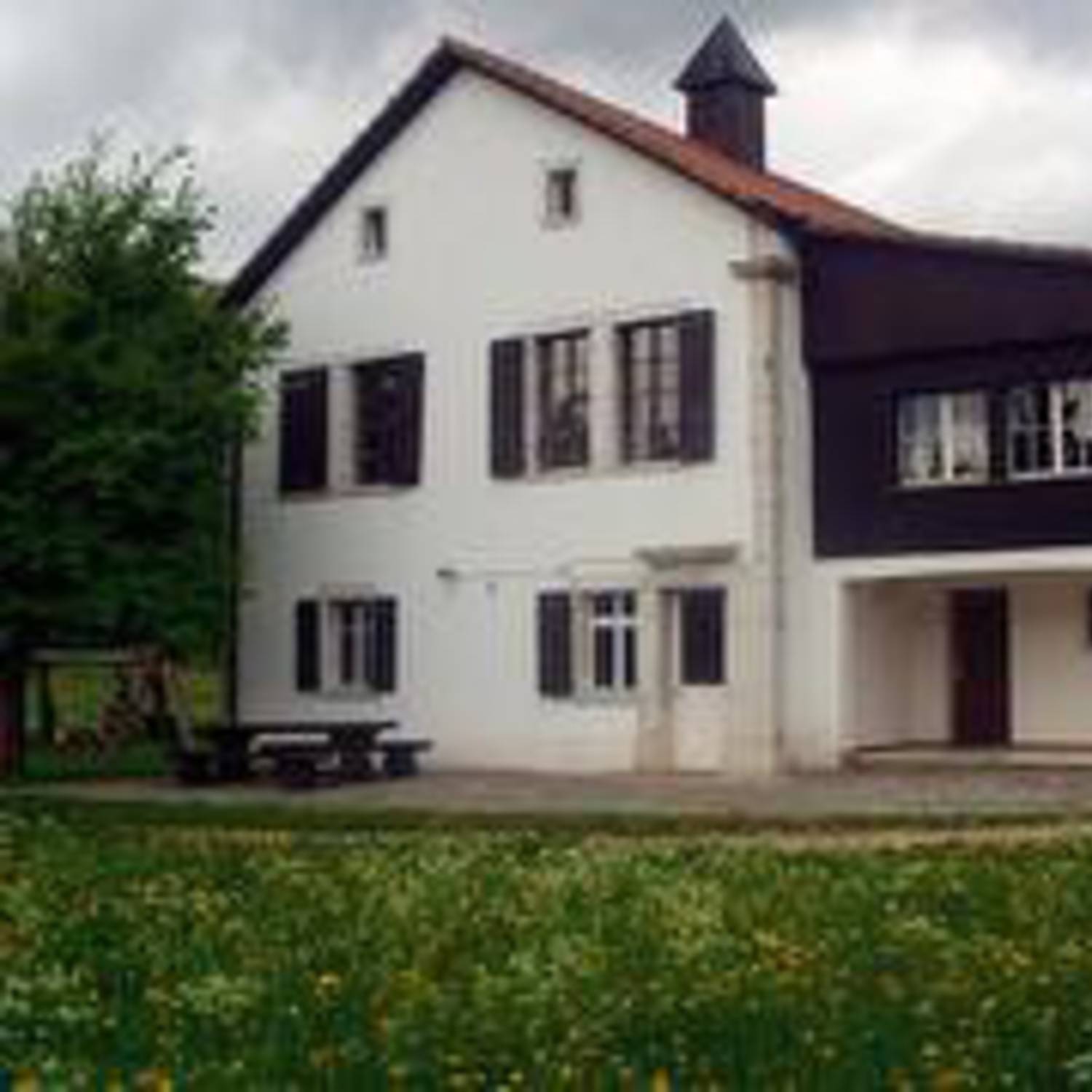 Colonie du Cerneux-Godat aux Bois